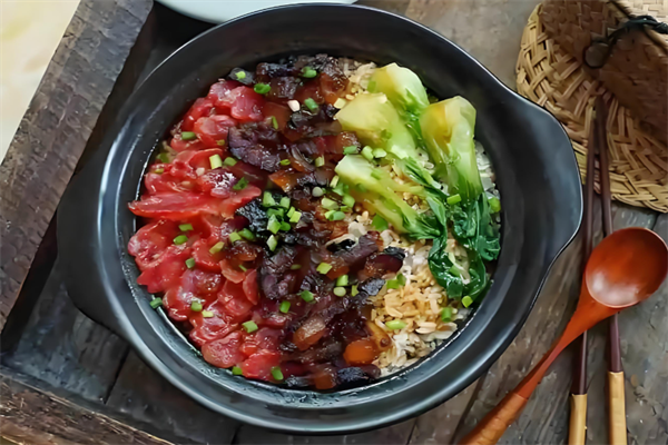 品味煲仔饭加盟