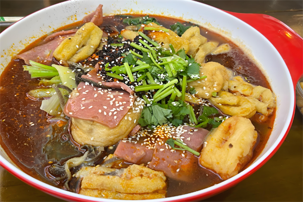 彭記麻辣燙加盟